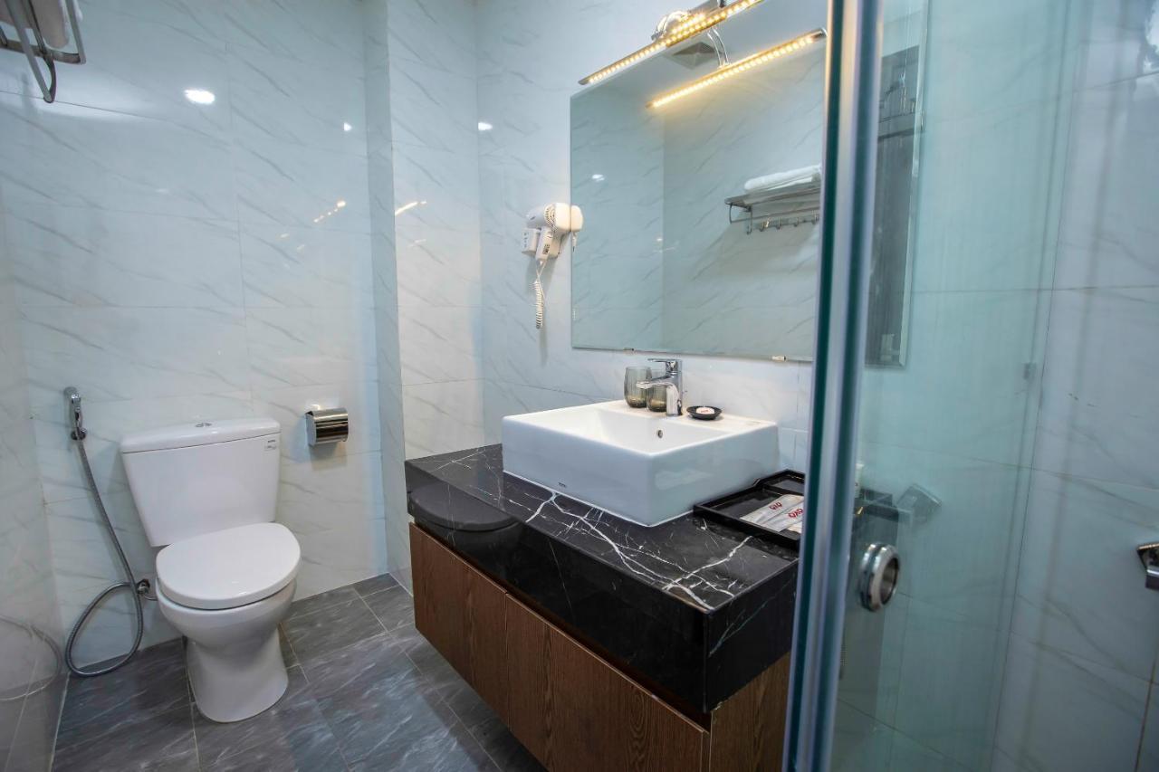 Hoang Long Hotel Ha Long Bagian luar foto