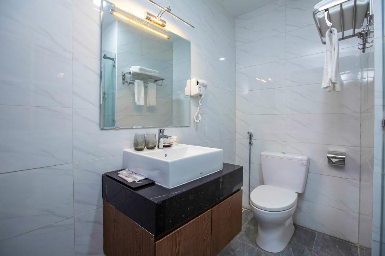 Hoang Long Hotel Ha Long Bagian luar foto